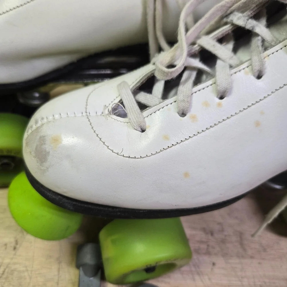 Roller Derby nice used